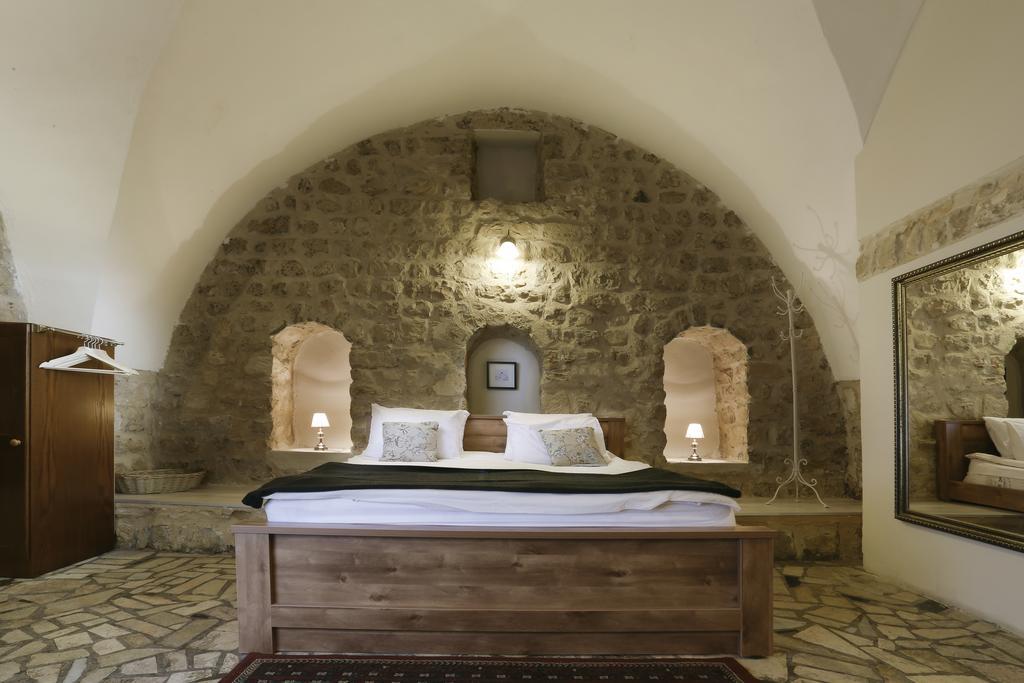 Avney Hahoshen Hotel Safad Eksteriør billede
